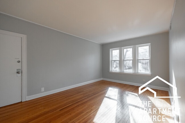 Photo - 2007 W Jarvis Ave