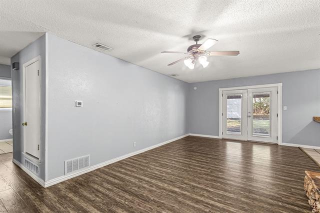 Photo - 524 Patterson Dr