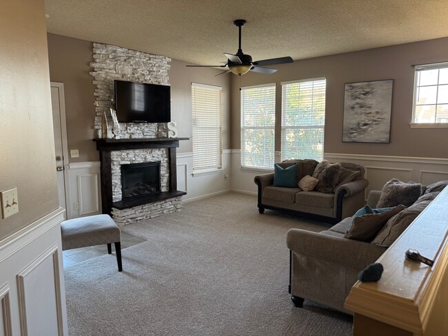 Photo - 15953 S Crestview Dr
