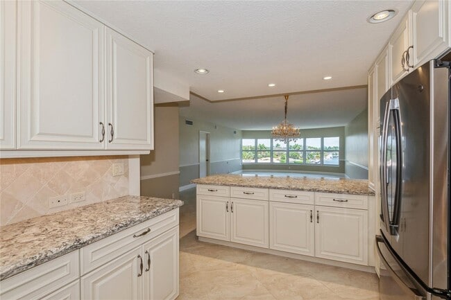 Photo - 5100 Bayview Dr Unit 403