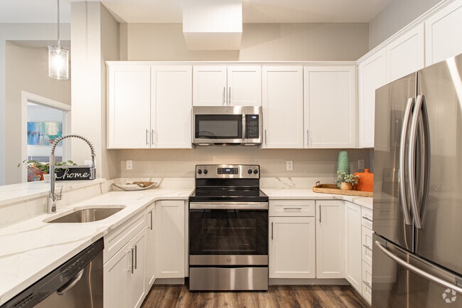 2BR, 2BA - 1126SF - Michaels Landing