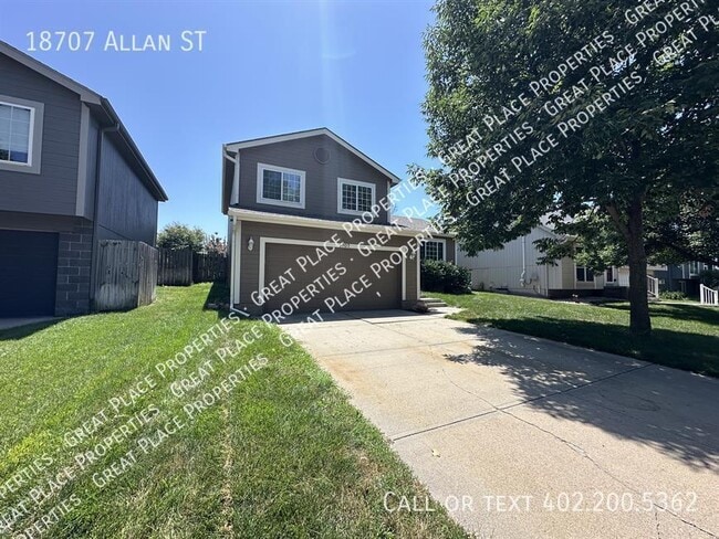 Photo - 18707 Allan St