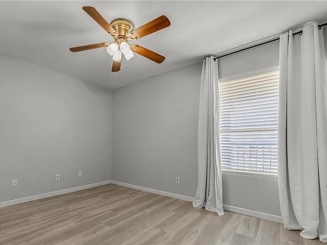 Photo - 904 University Oaks Blvd Unit 96