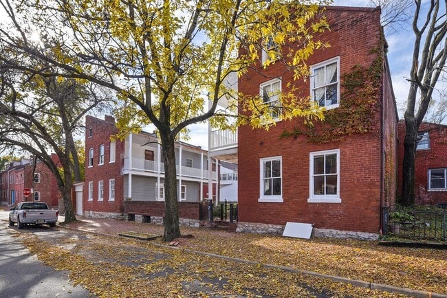 Frente de la casa de 1921 - 1921 S 11th St Unidad C