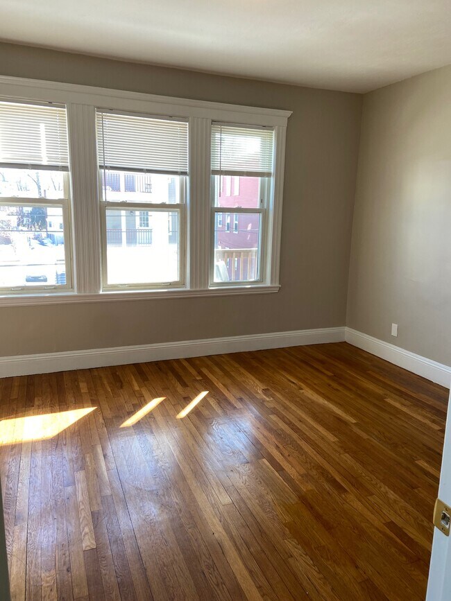 Photo - 301 Fuller St Apartments