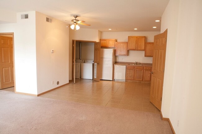 Photo - Frostwood Apartments