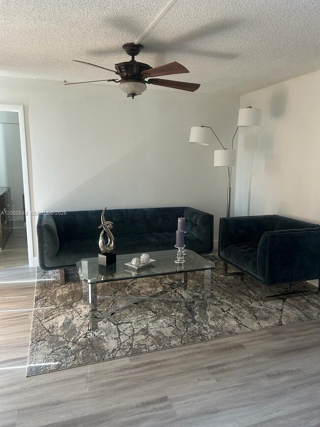 Photo - 11790 SW 18th St Unit 405-3