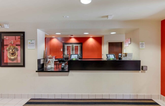 Furnished Studio-San Jose - Santa Clara