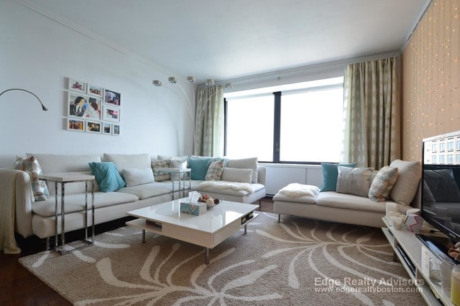 Photo - 65 E India Row Unit 25D