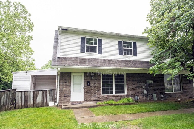 Building Photo - 6920 Chrysler St