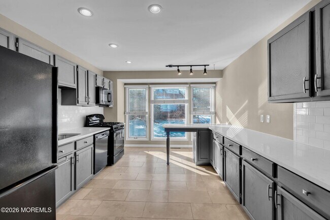 Photo - 148 Ambassador Dr Unit 1054