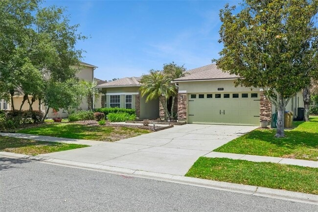Photo - 237 Strathmore Cir