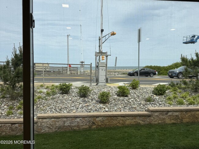 Photo - 1 Ocean Ave N Unidad 83