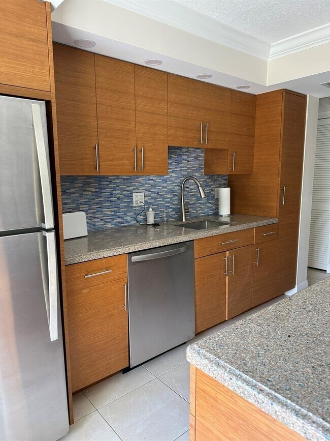 1301 River Reach Dr Condo Unit 301 Condo for Rent in Fort Lauderdale