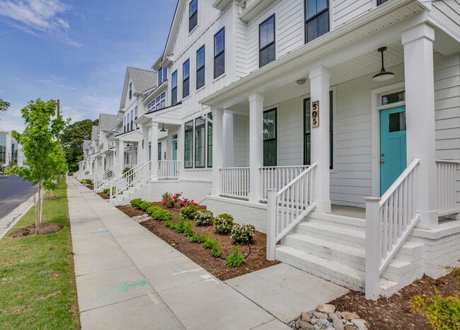 Building Photo - 519 22nd St Unit ID1248521P Rental