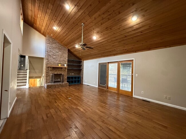 Photo - 3 Bedroom 3 Bathroom Home in Kingsport, TN