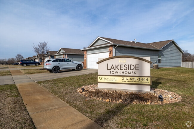 Lakeside Townhomes