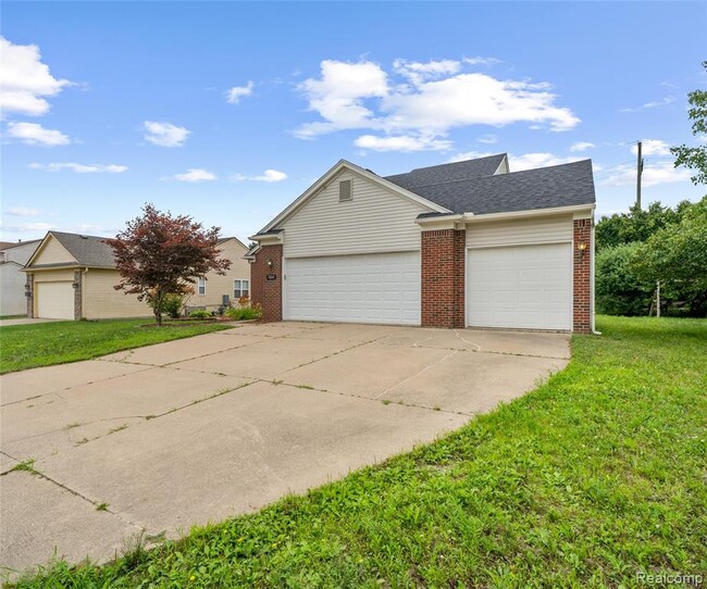 Photo - 5864 Willow Ridge Dr