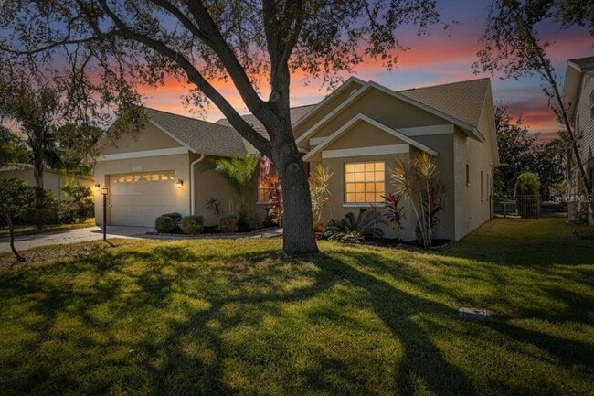 Building Photo - 172 Lake Shore Dr W