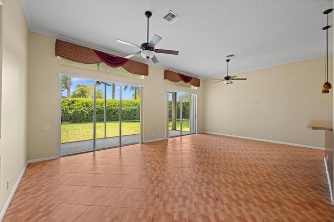 Photo - 9819 Mantova Dr