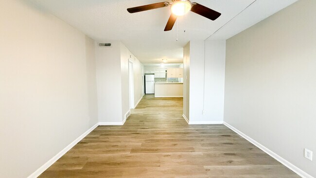 Photo - Kentwood Apartments Unit 1702 B