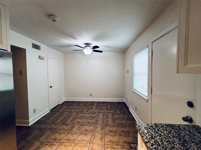 Photo - 5538 Holly St Unit 311