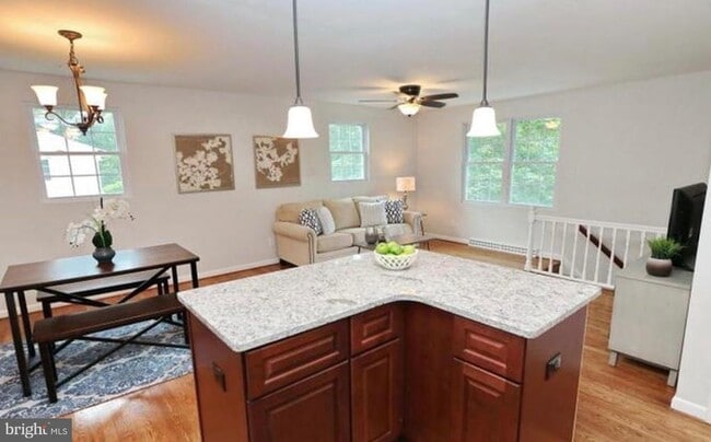 Photo - 2609 Dakota St