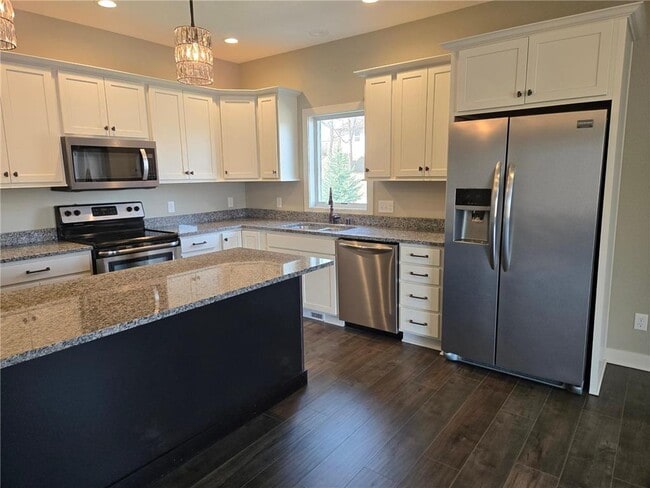 Photo - 625 N 3rd St