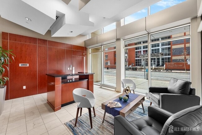 Photo - 20 Livingston Ave