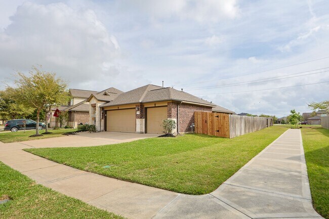 Photo - 9960 Golden Field Ln