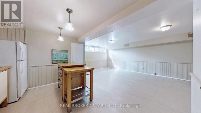 Photo - 351 Taylor Mills Dr N