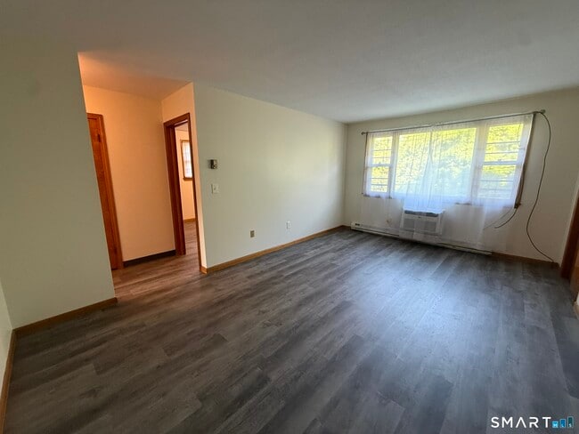 Photo - 463 Pierpont Rd Unit 2-4