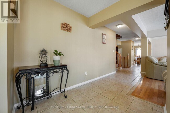Photo - 14 Middlecote Dr