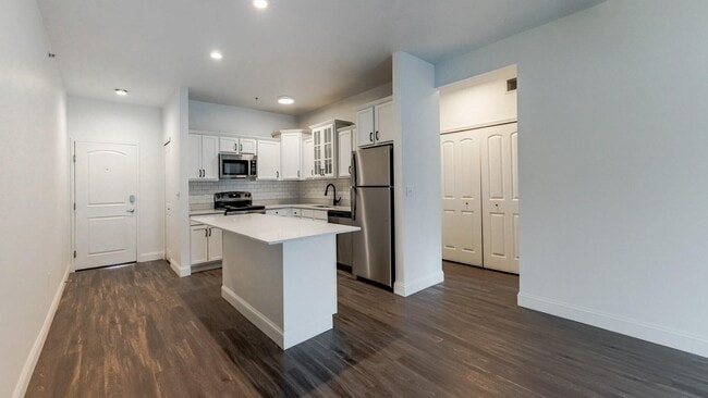 burcham-place-01-min - Victory East Lansing