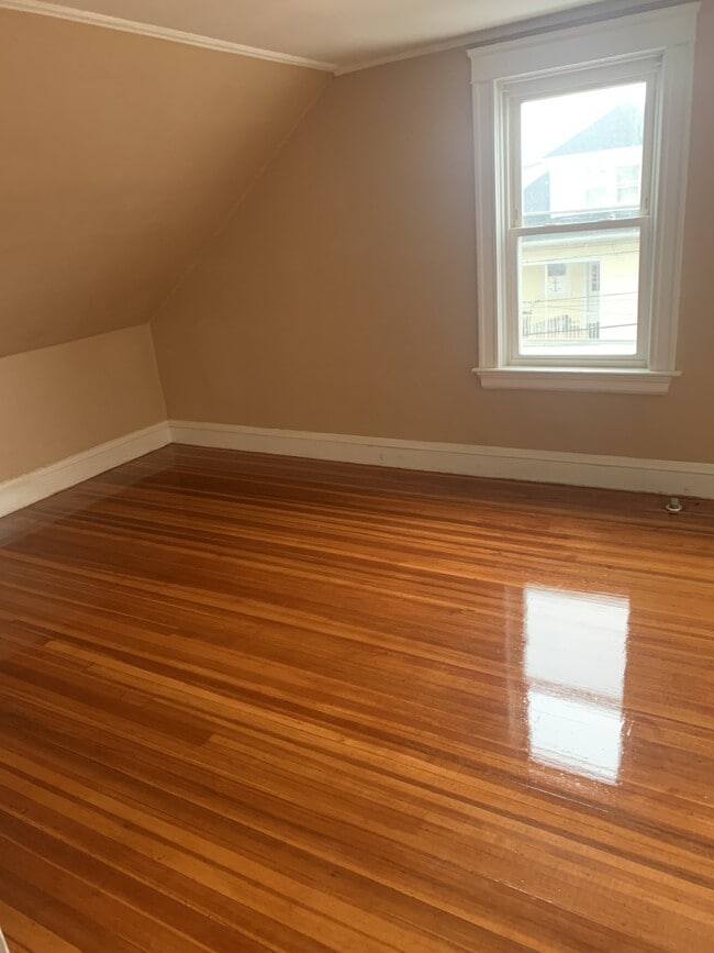 Photo - 67 Bellevue Ave