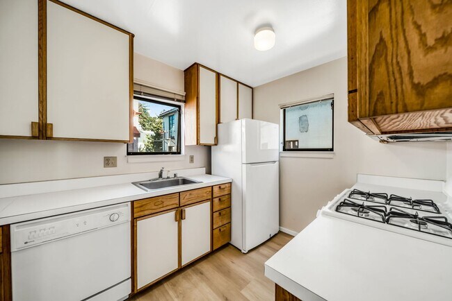 Photo - NORTH BERKELEY APARTMENT FOR RENT - $4,800
