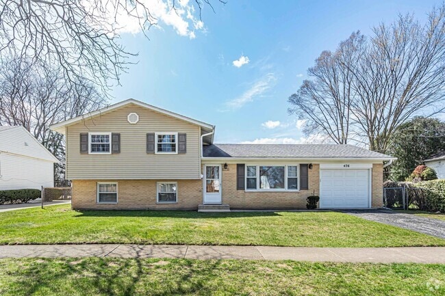 Building Photo - 476 Raupp Blvd Rental