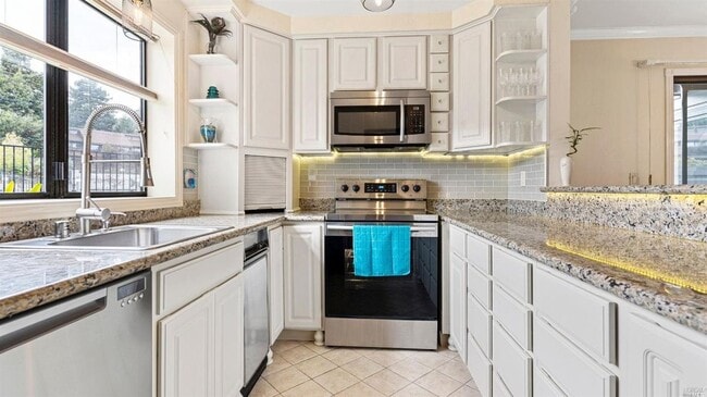 Photo - 21 Cypress Pl