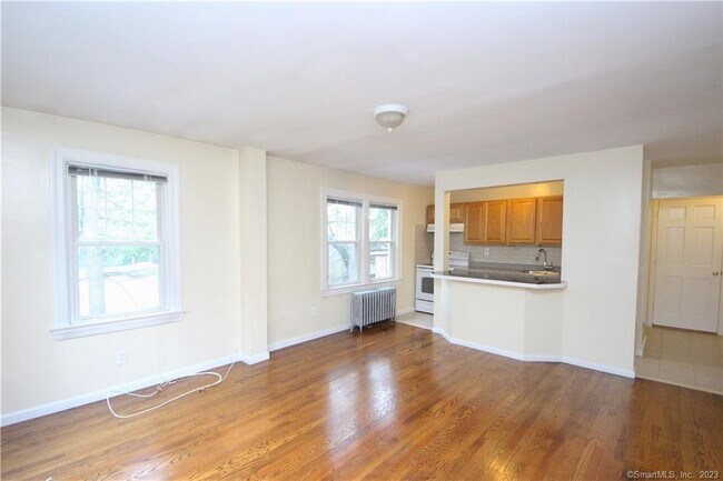 Photo - 14 Stark Pl Unit 1