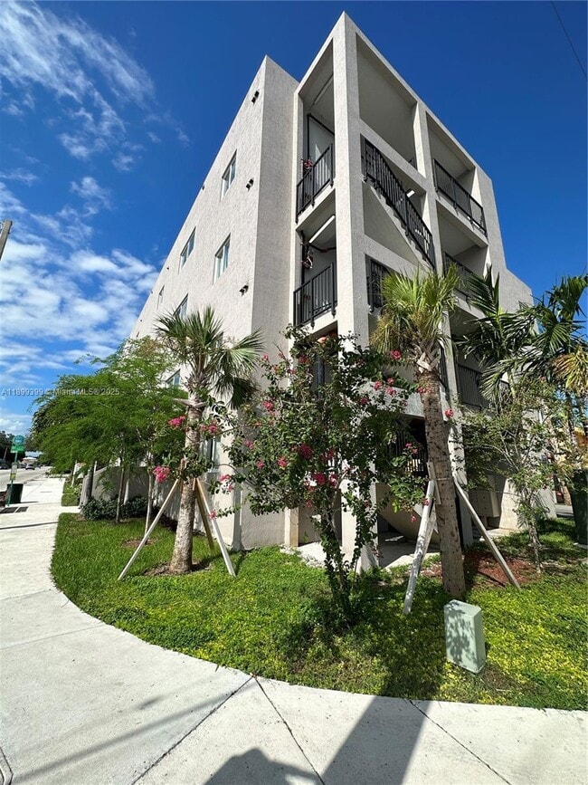 Photo - 2311 NW 22nd Ave Unit 206