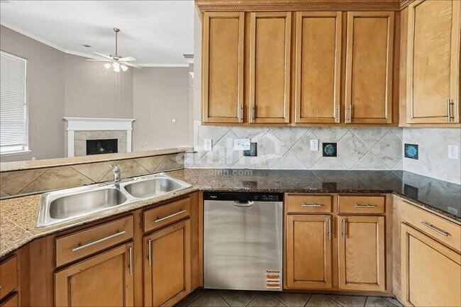 Photo - 2012 Haven Springs Ln