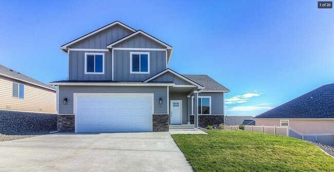 Building Photo - Beautiful, Newly-Built Home with Office