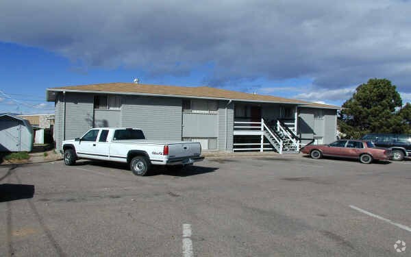 Photo - Bishop Court Apartments