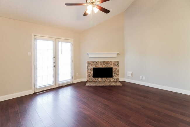 7523 Appleridge Ct