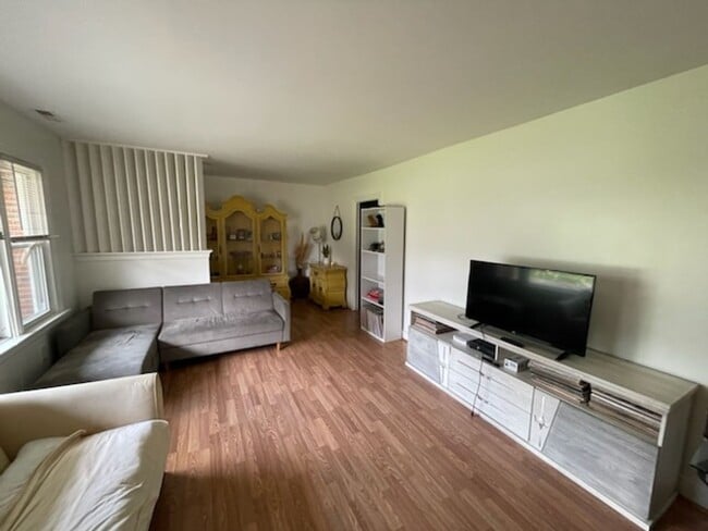 Photo - 7305 Harrison Ave