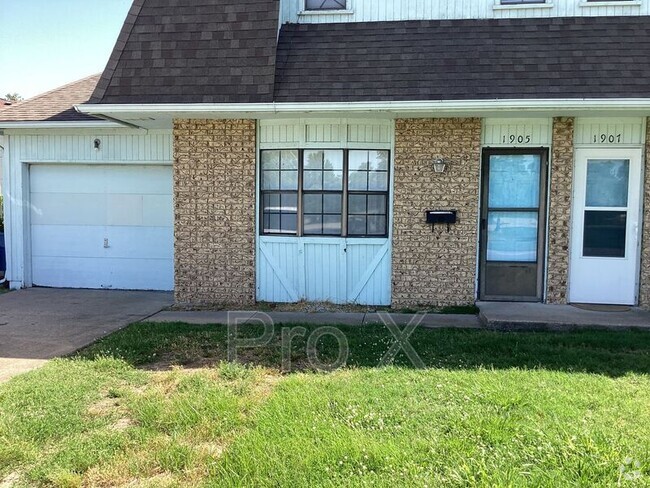 Building Photo - 1905 Campbell Pkwy Rental