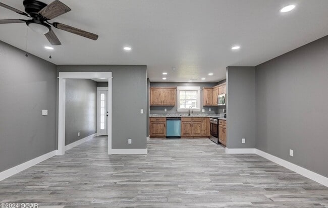 Photo - 905 S McKinley Ave