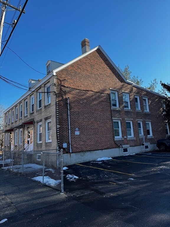 Photo - 151-153 Charles St Unidad 1