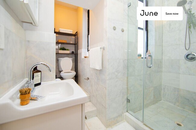 Photo - 826 9th Ave Unidad 5RN