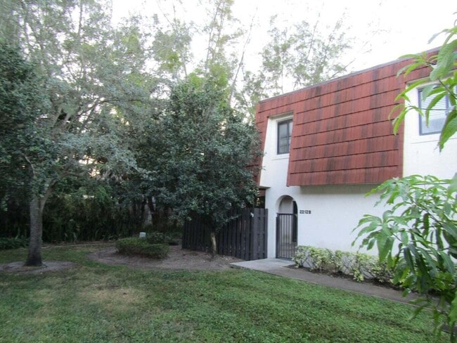 Photo - 2212 White Pine Cir